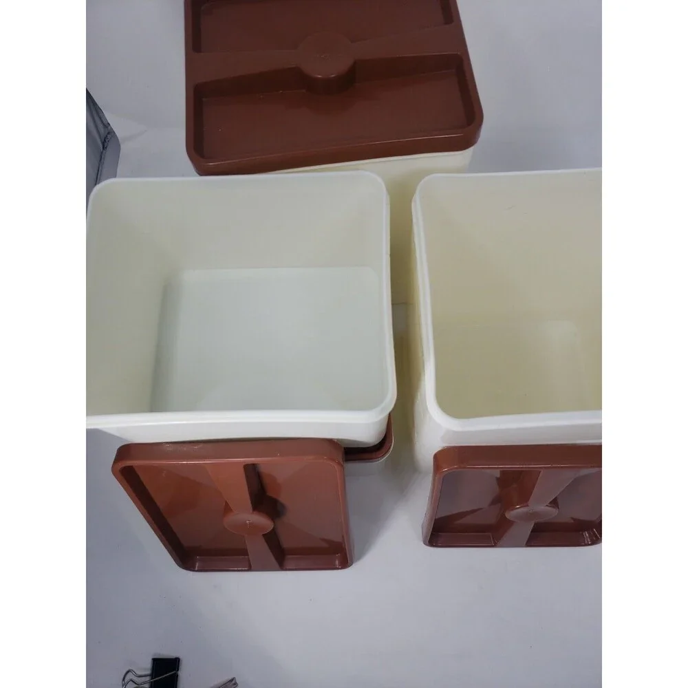 Poly Flex Republic Canister Set Vintage MCM Four Piece Brown 4 Lids Model 239